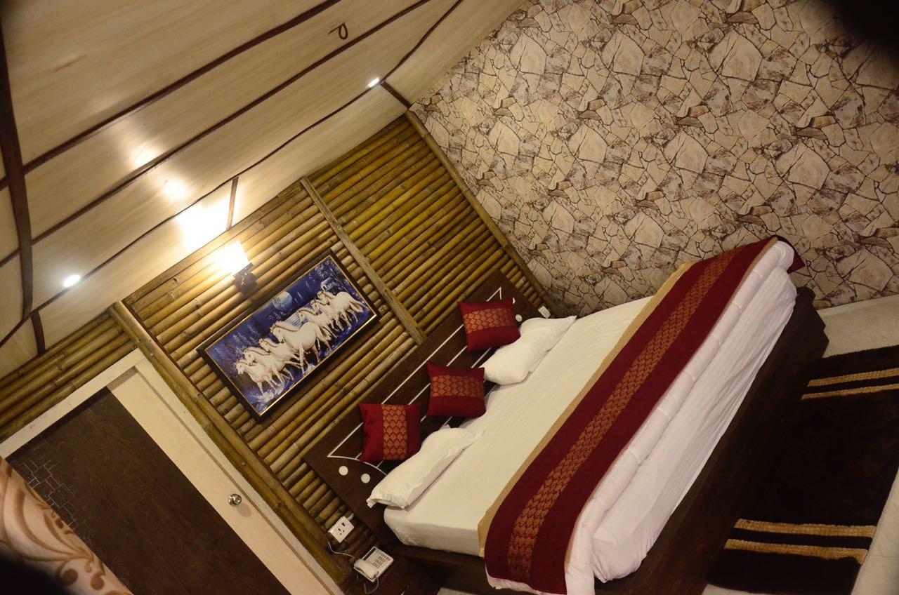 V Resorts Glamwoods Dhanulti Dhanaulti Esterno foto