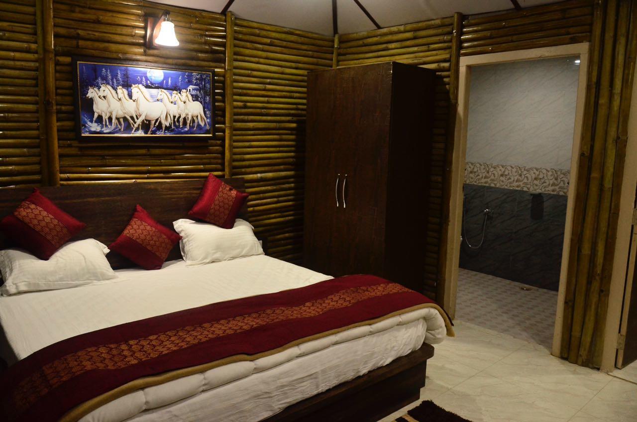 V Resorts Glamwoods Dhanulti Dhanaulti Esterno foto